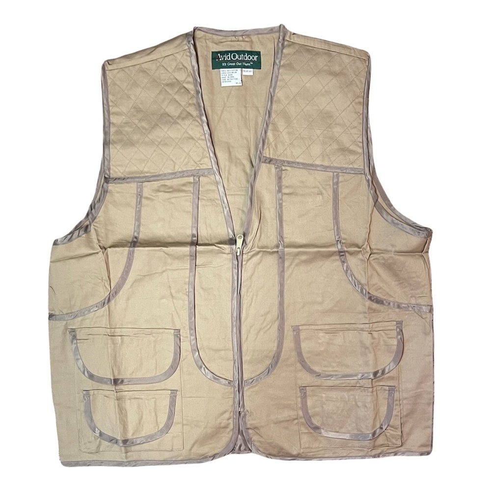 AVID OUTDOORS MEN’S UTILITY VEST IN KHAKI- NWT!